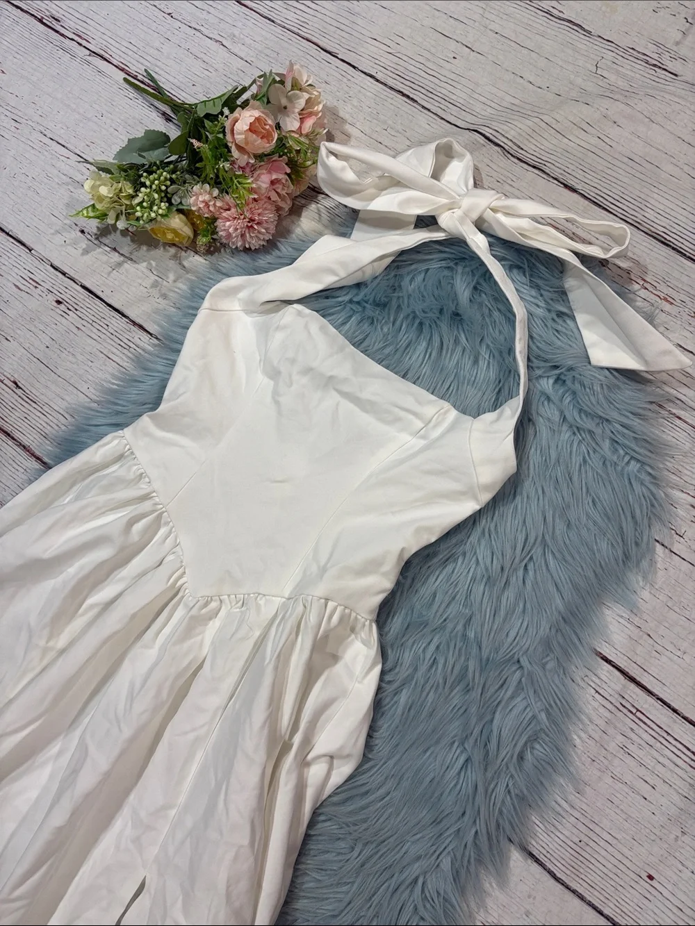 NWT Showpo. HELDA MIDI DRESS Halter Tie Neck Corset Panel In Off White